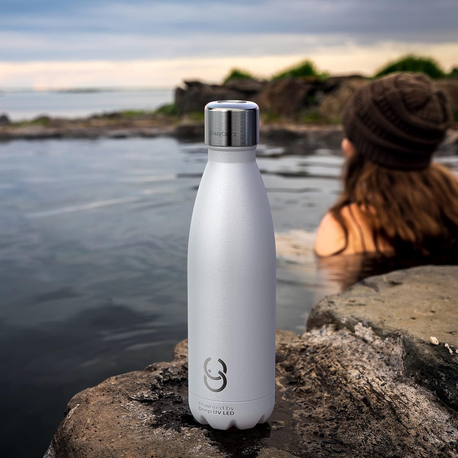 - Award-Winning Self-Cleaning Insulated Bottle with NSF Certified UV Water Treatment System