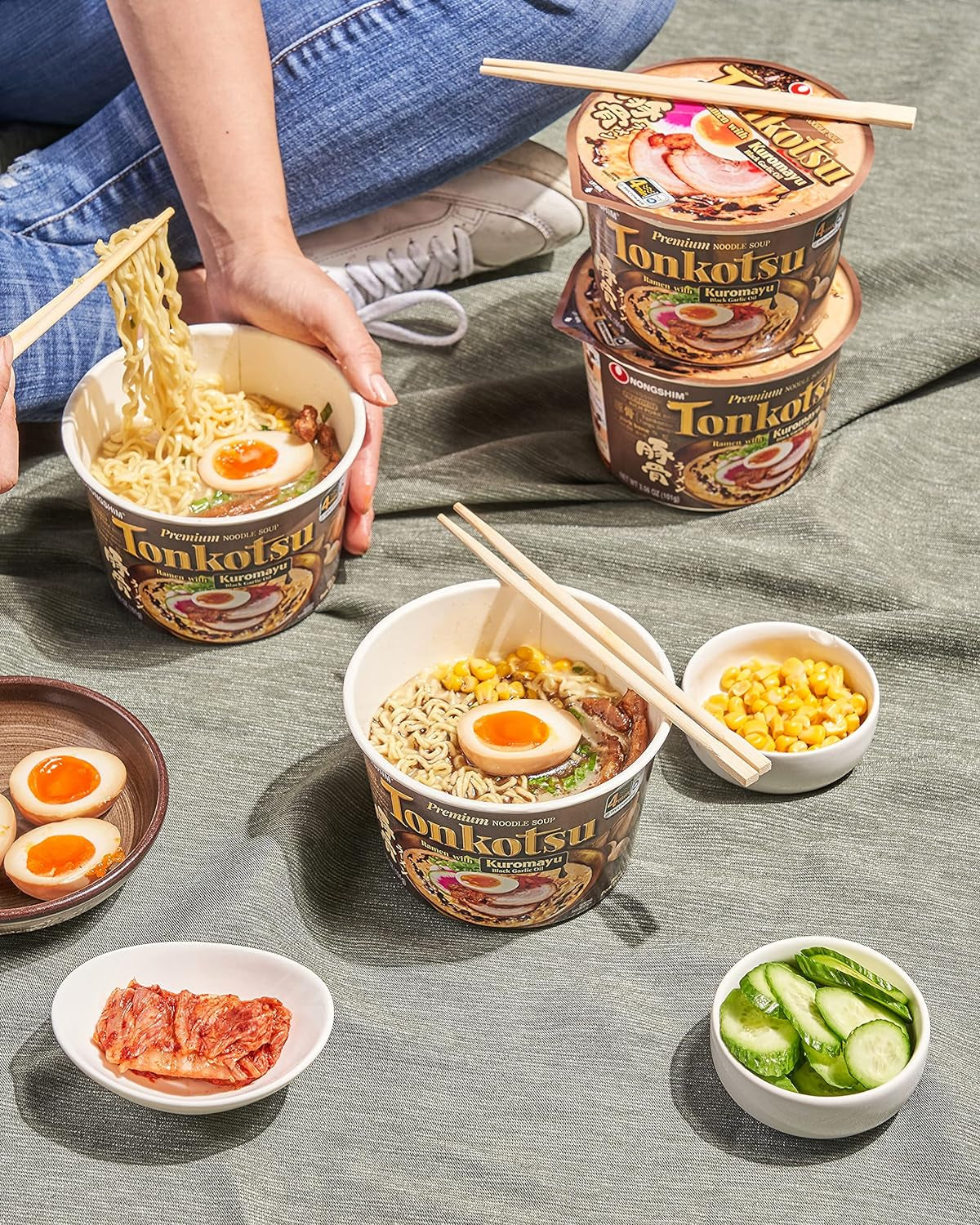 Tonkotsu Ramen with Kuromayu Noodle Big Bowl, 3.56 Ounce (Pack of 6)