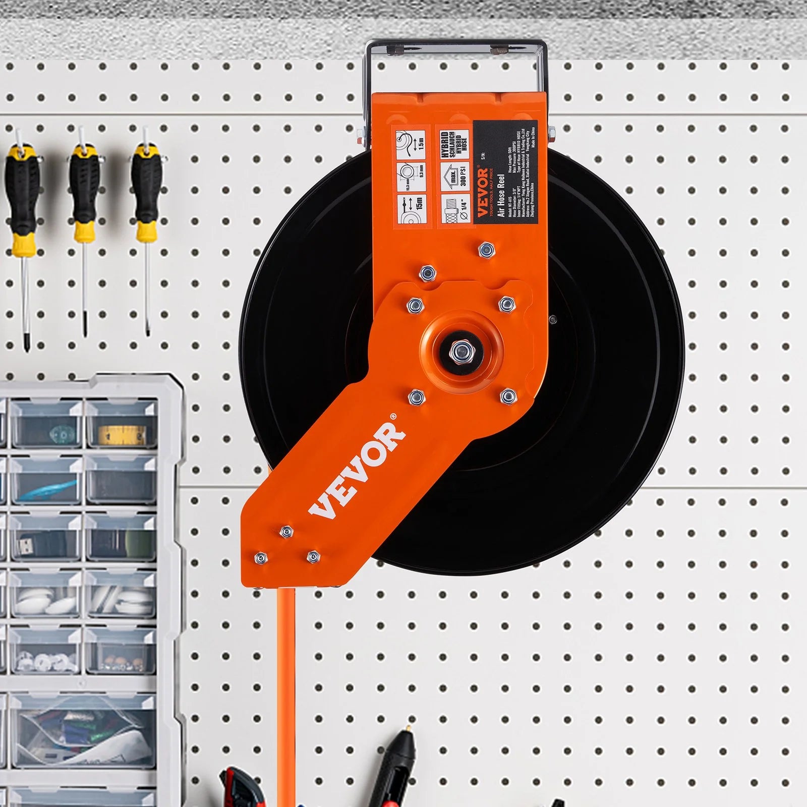 VEVOR Retractable Air Hose Reel, 3/8 in X 50 FT Hybrid Air Hose Max 300PSI, Air Compressor Hose Reel with 5 Ft Lead In, Ceiling / Wall Mount Heavy Duty Single Arm Steel Reel